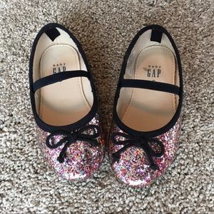 Gap sparkle ballet flats toddler size 6